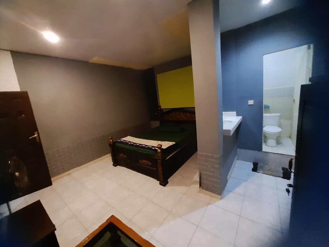 New Kami Homestay Banyuwangi  Ngoại thất bức ảnh