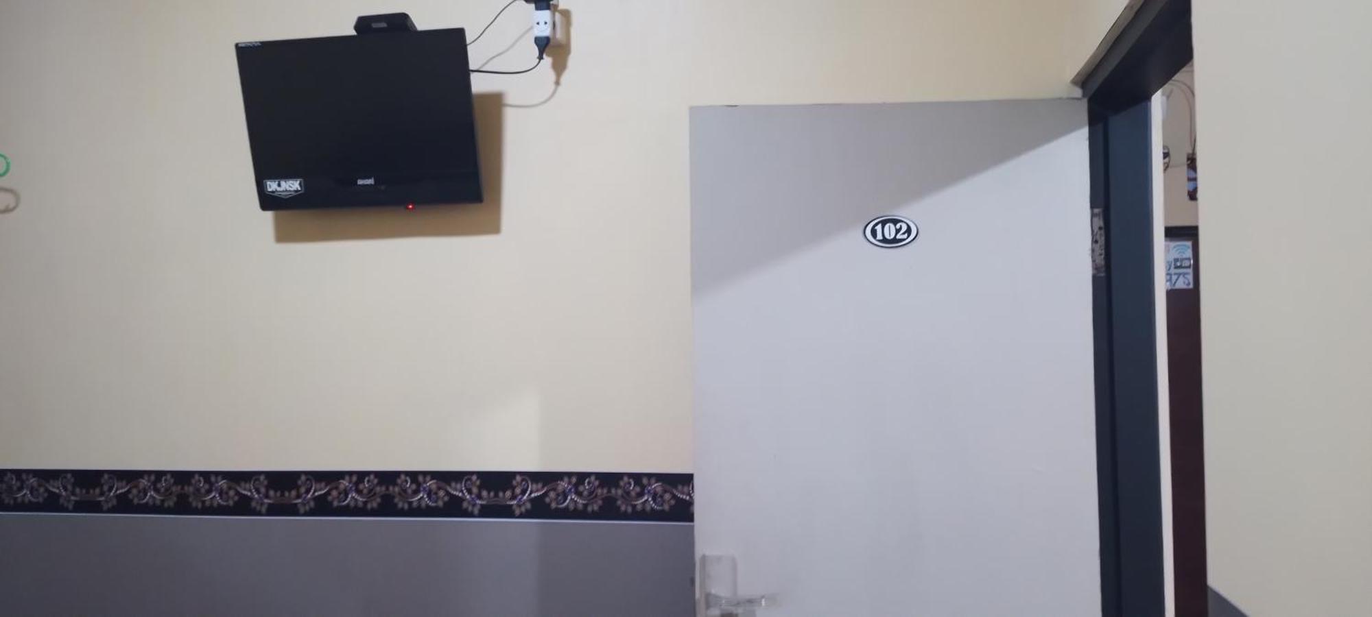 New Kami Homestay Banyuwangi  Ngoại thất bức ảnh